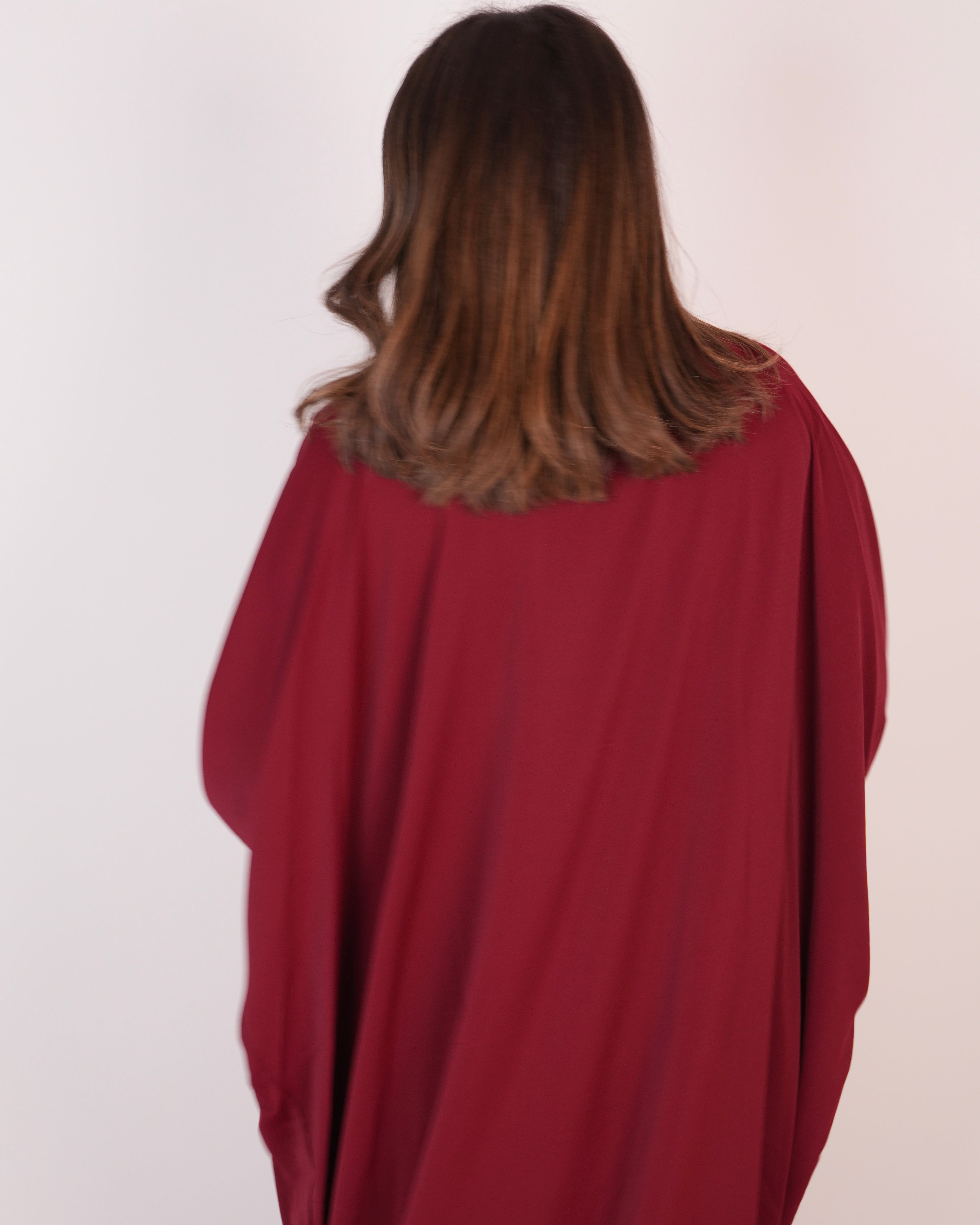 Naia Abaya