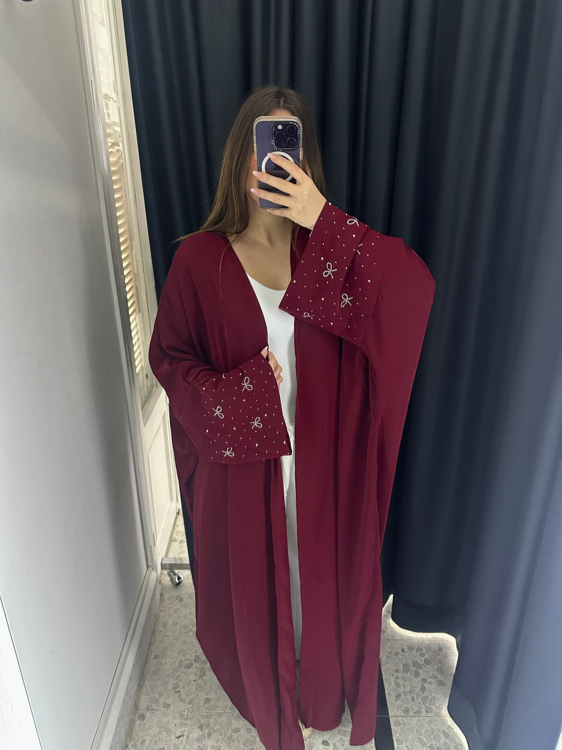 Naia Abaya