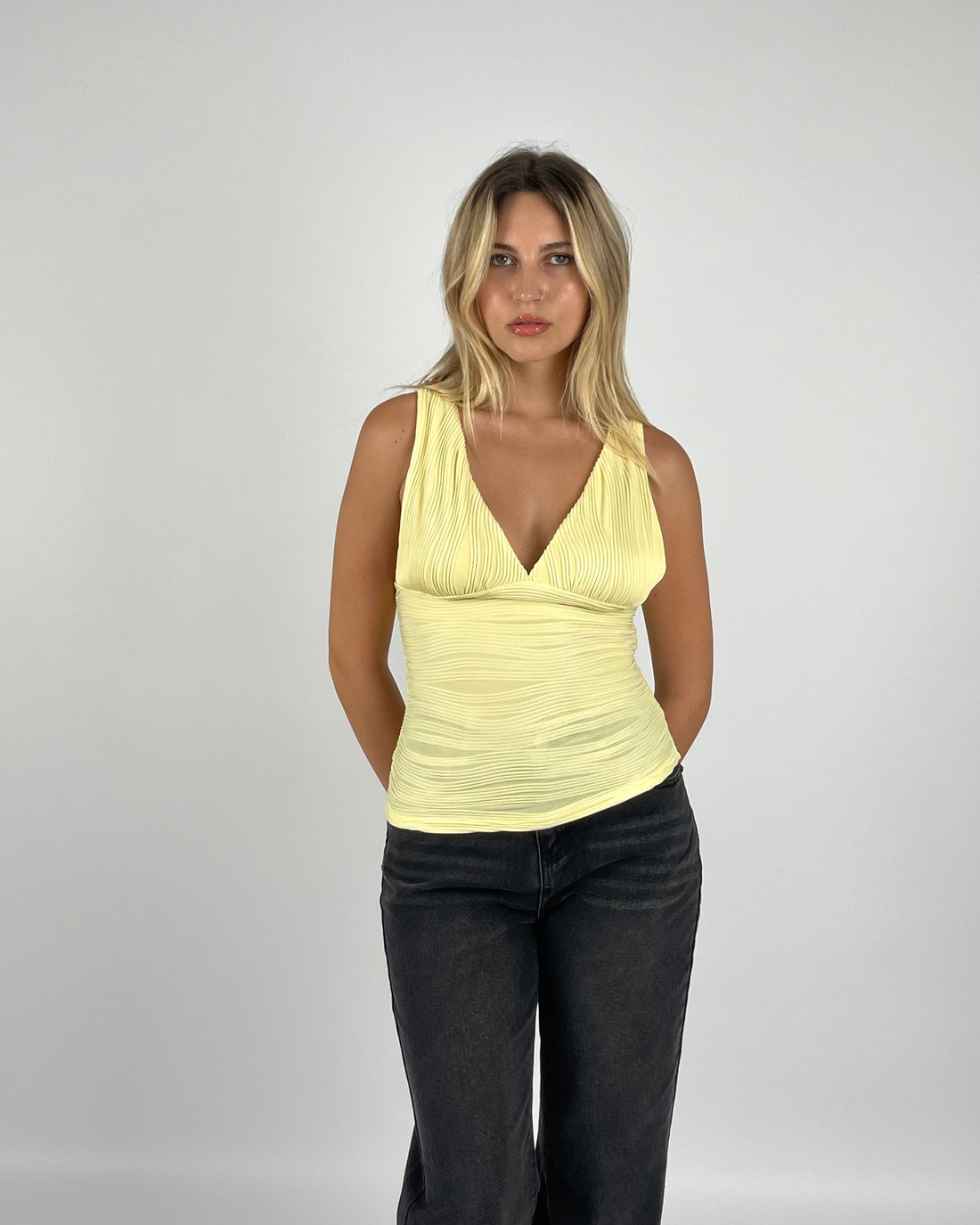 Zohie Top